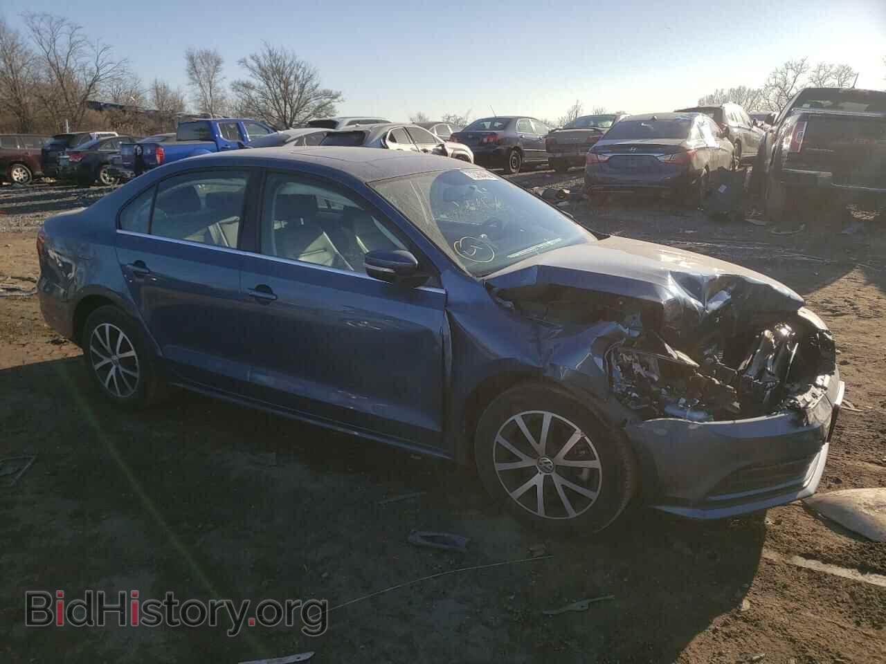 2017 VOLKSWAGEN JETTA - VIN: 3VWDB7AJ4HM335182 - Фото 4