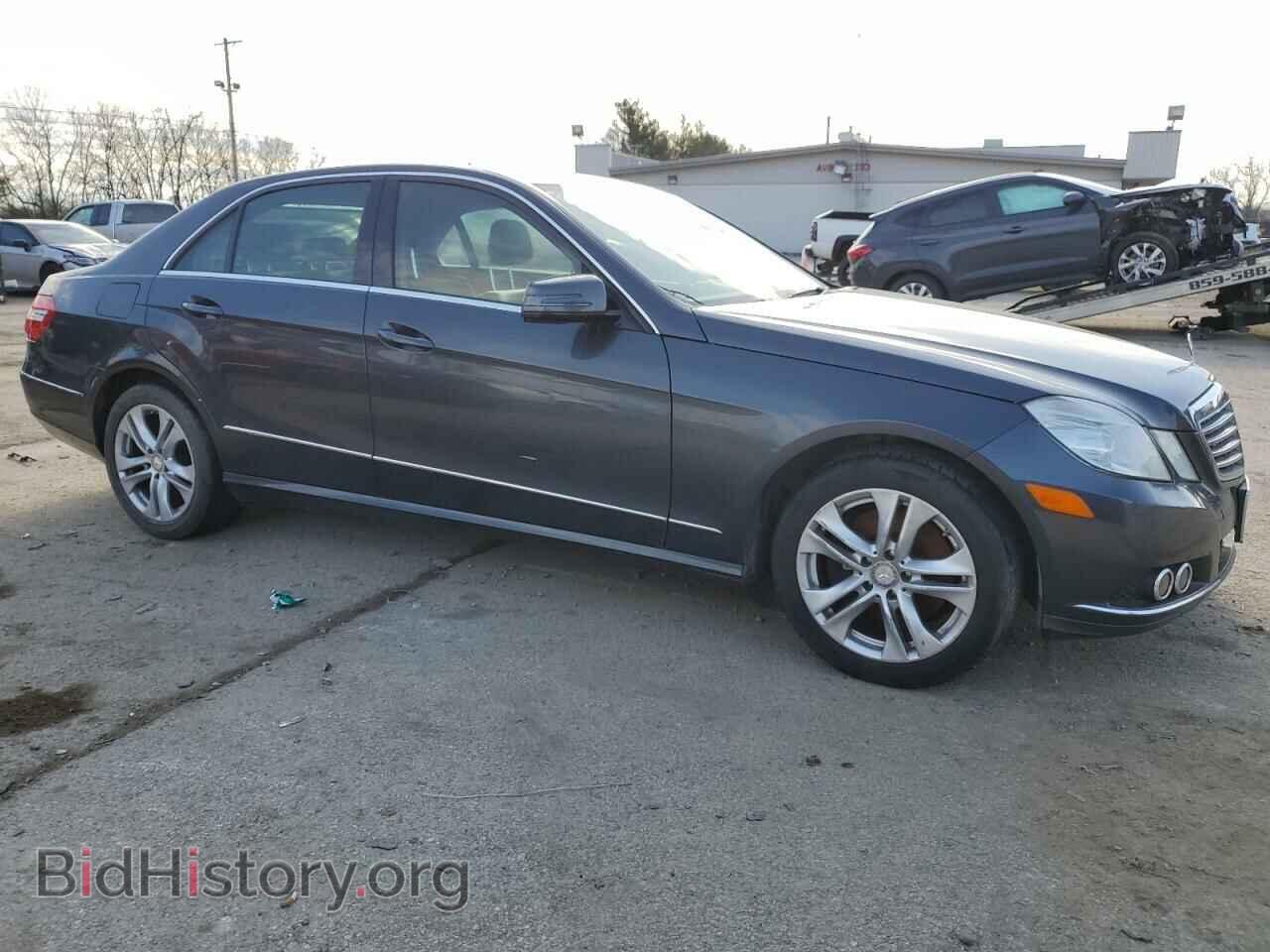 2011 MERCEDES-BENZ E-CLASS - VIN: WDDHF8HB2BA352411 - Фото 4