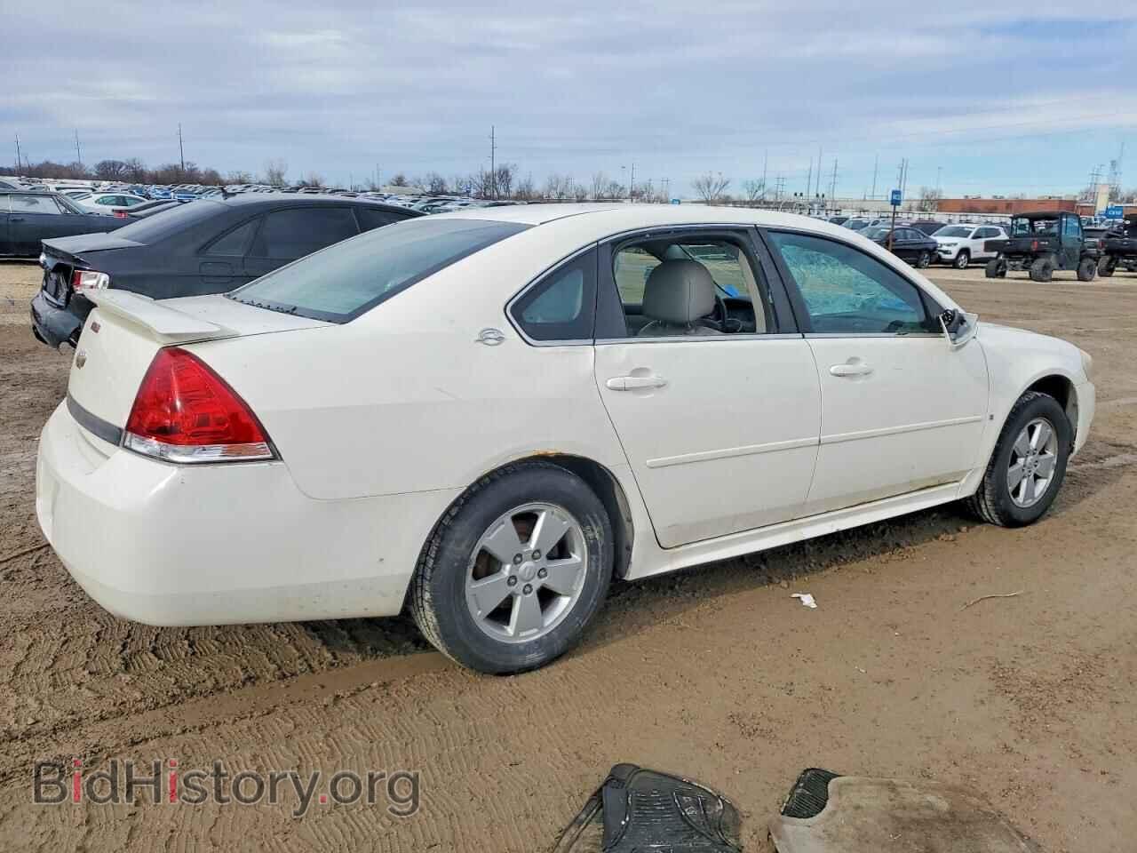 2009 CHEVROLET IMPALA - VIN: 2G1WT57N191313228 - Фото 3