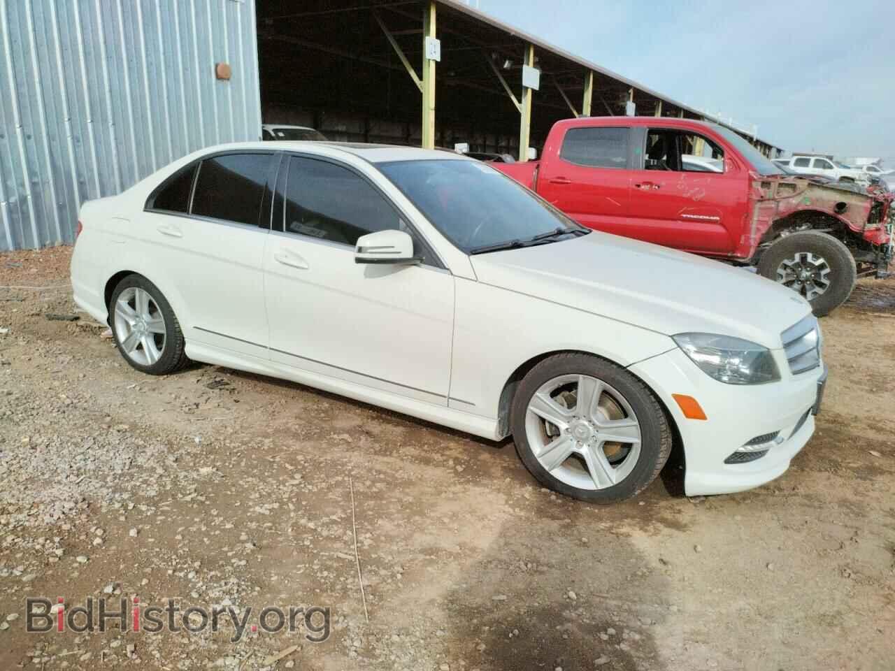 2011 MERCEDES-BENZ C-CLASS - VIN: WDDGF5EB0BR185708 - Фото 4