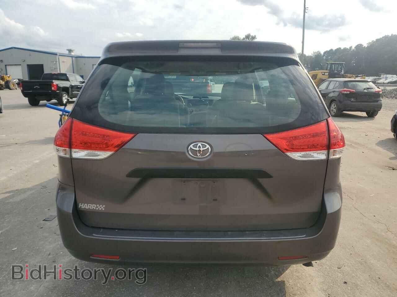 2011 TOYOTA All Models - VIN: 5TDZK3DC4BS096948 - Фото 6