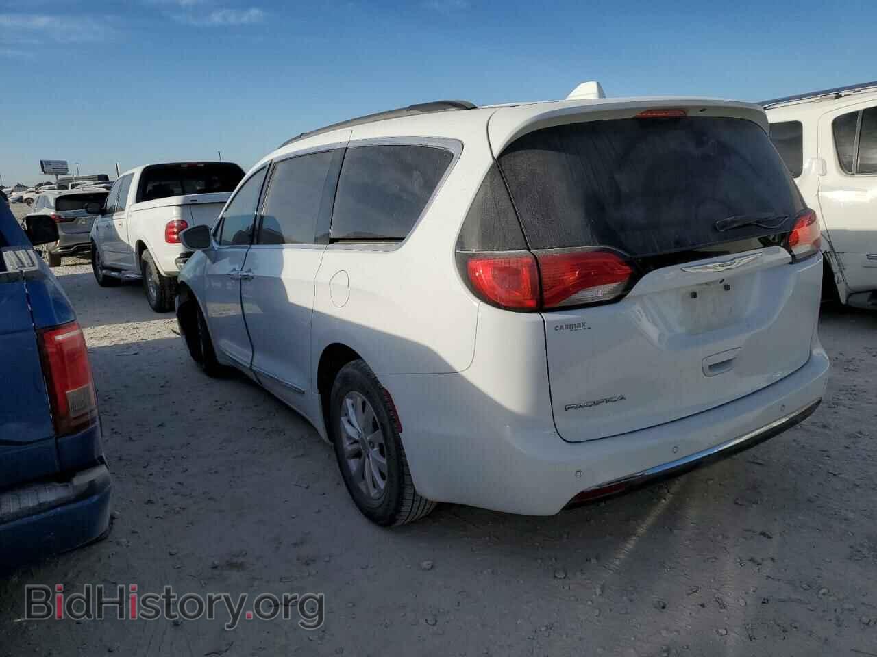 2017 CHRYSLER PACIFICA - VIN: 2C4RC1BG9HR613587 - Фото 2