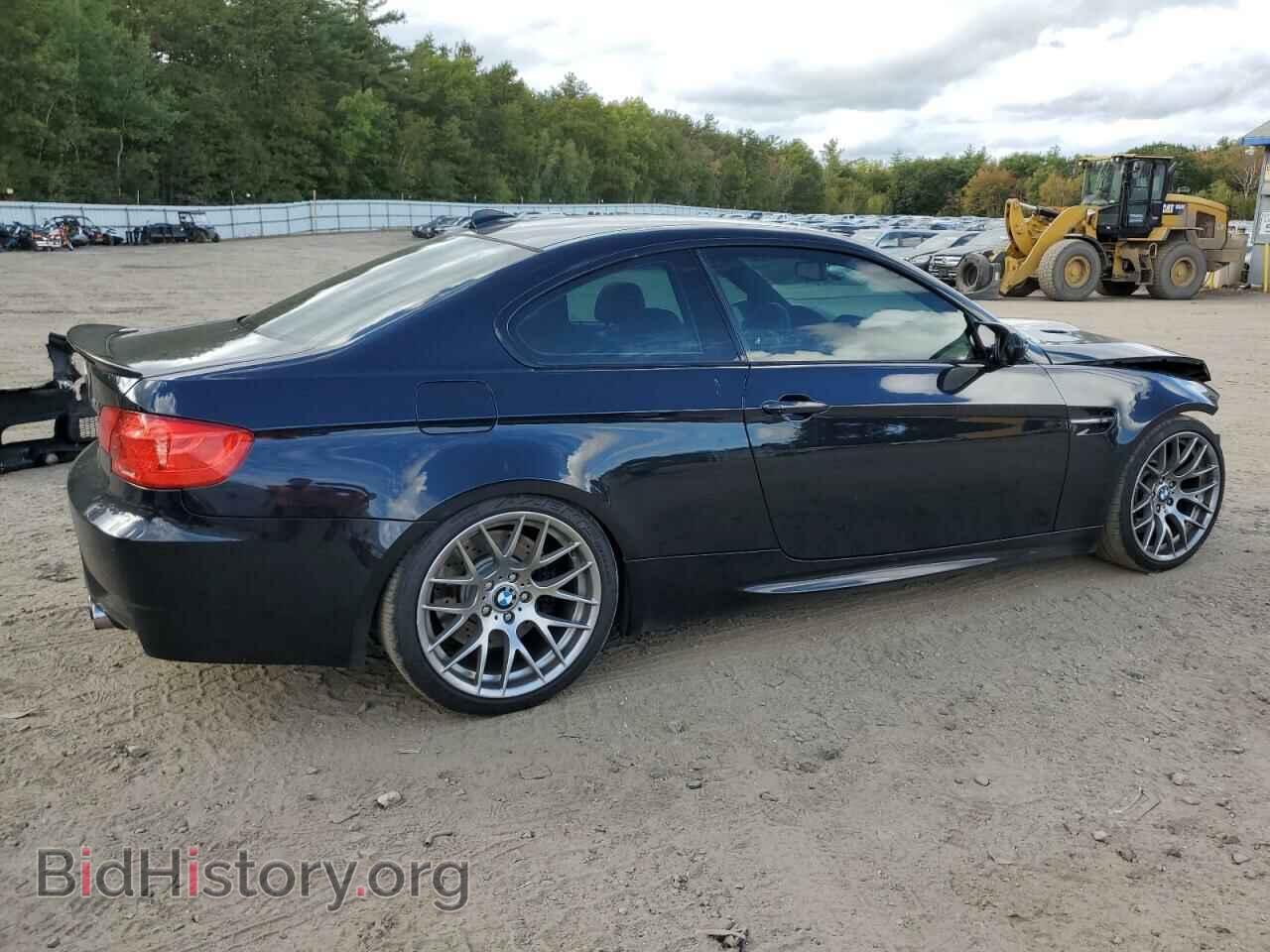 2011 BMW M3 - VIN: WBSKG9C52BE645554 - Photo 3