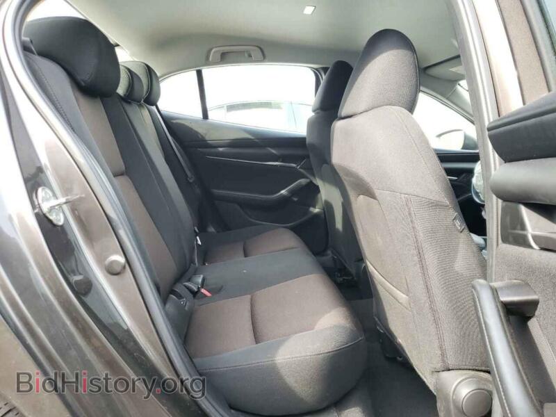 2019 Mazda 3 (VIN JM1BPAB74K1121423) — photo 10 of 13