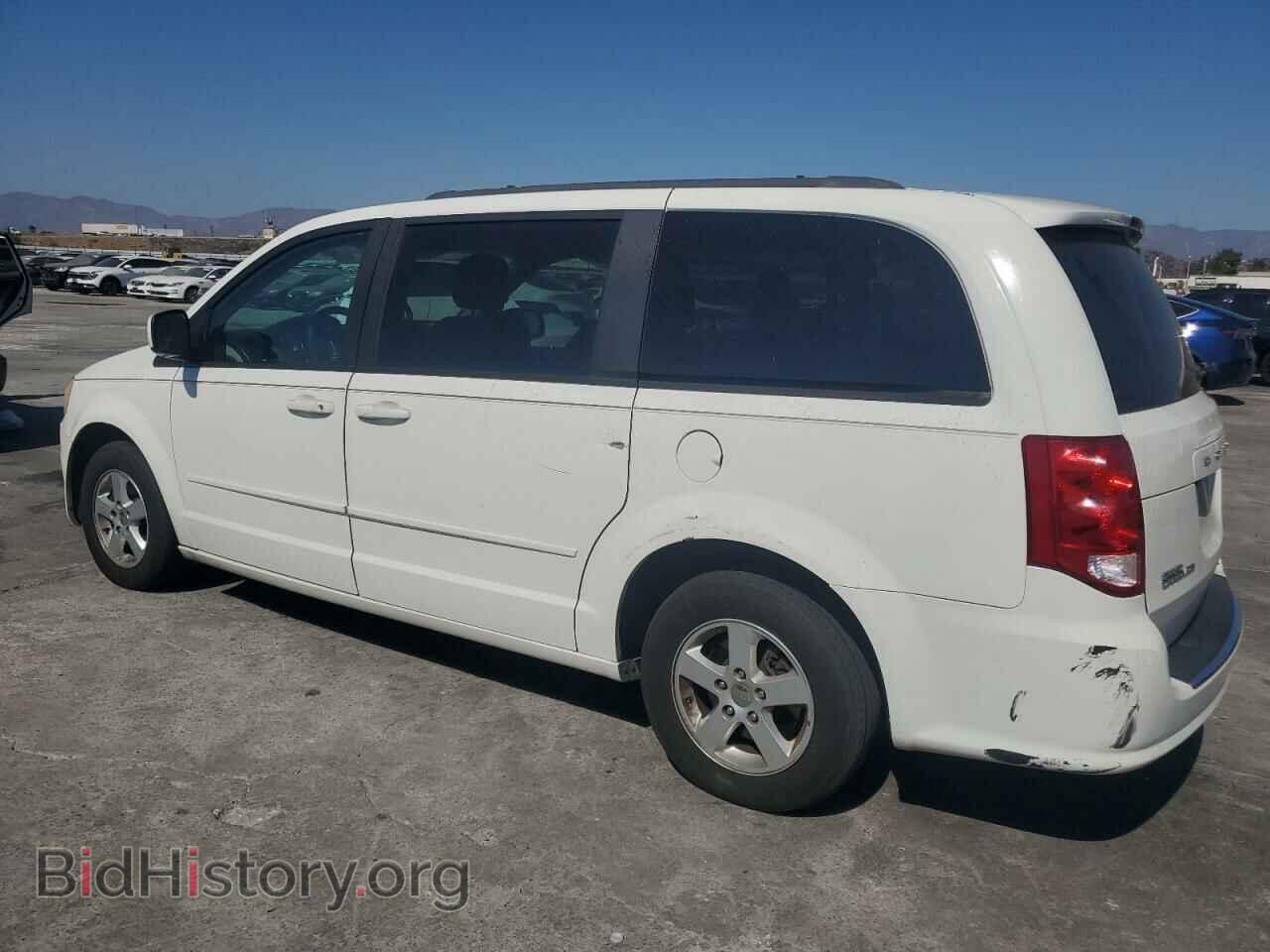 2013 DODGE CARAVAN - VIN: 2C4RDGCG3DR603243 - Фото 2