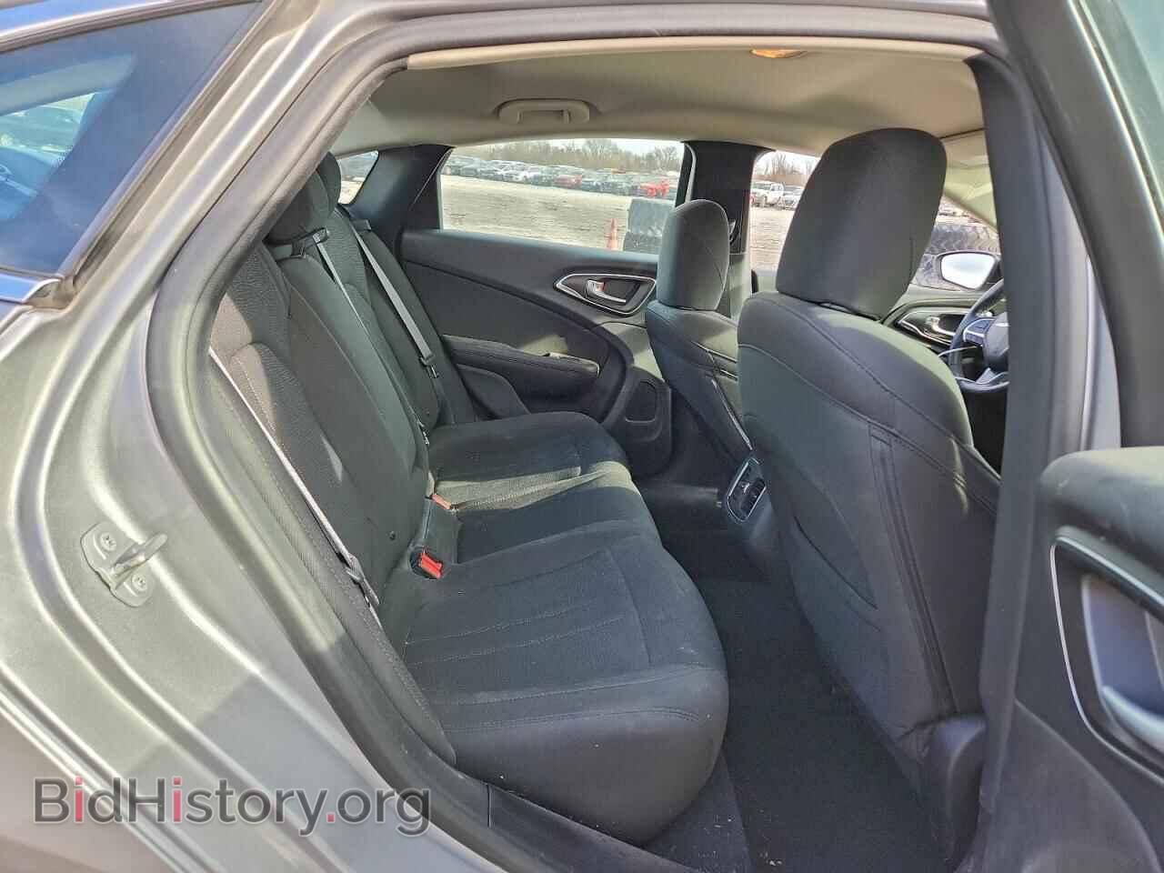 2016 CHRYSLER 200 - VIN: 1C3CCCAB1GN166826 - Фото 10