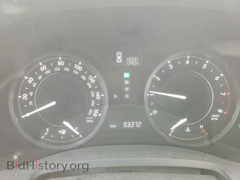 2010 Lexus IS (VIN JTHFE2C28A2504093) — фото 9 из 12