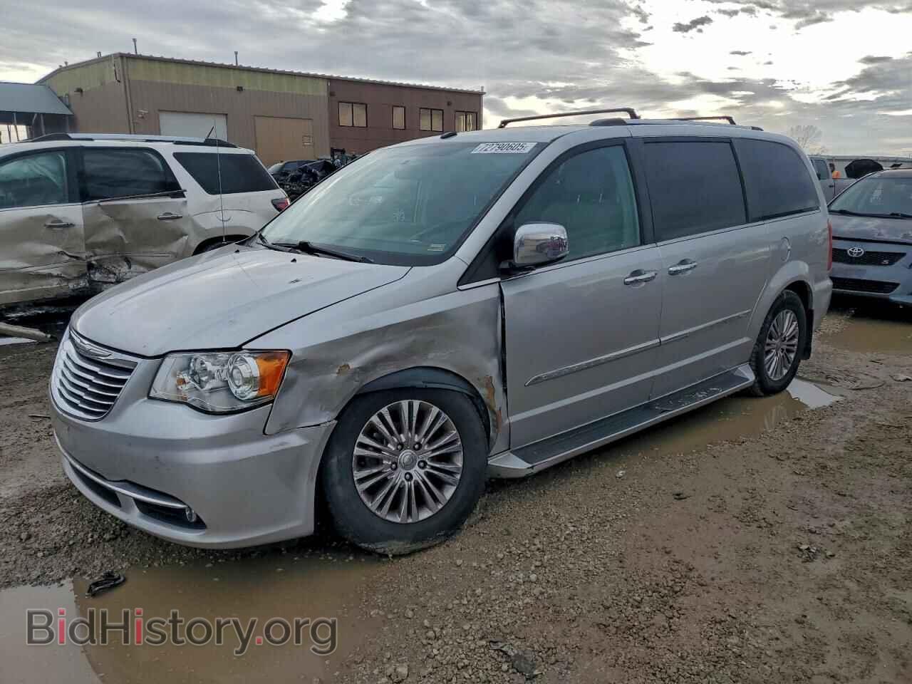 Photo 2A4RR6DG7BR784235 - CHRYSLER MINIVAN 2011