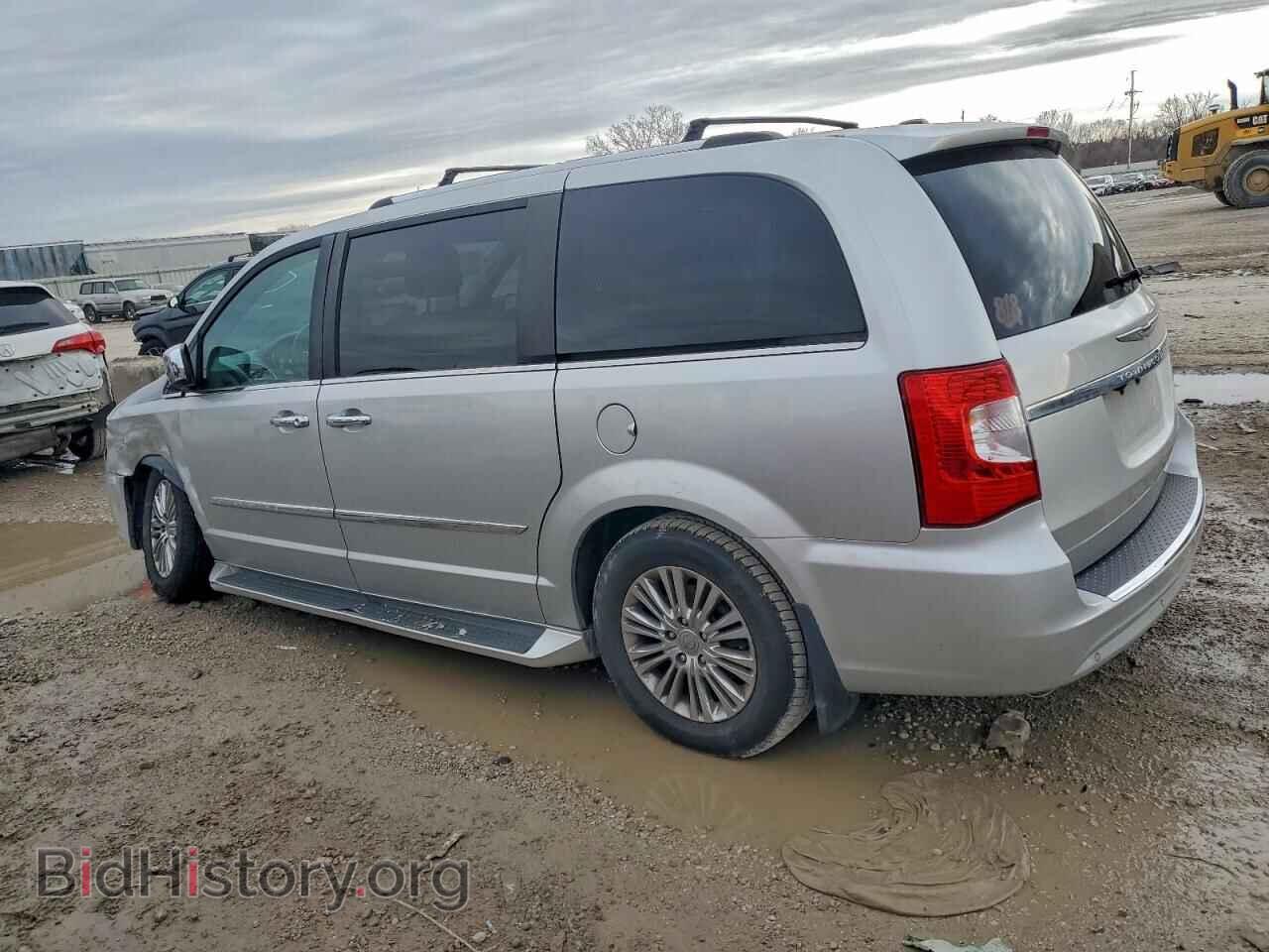 2011 CHRYSLER MINIVAN - VIN: 2A4RR6DG7BR784235 - Photo 2