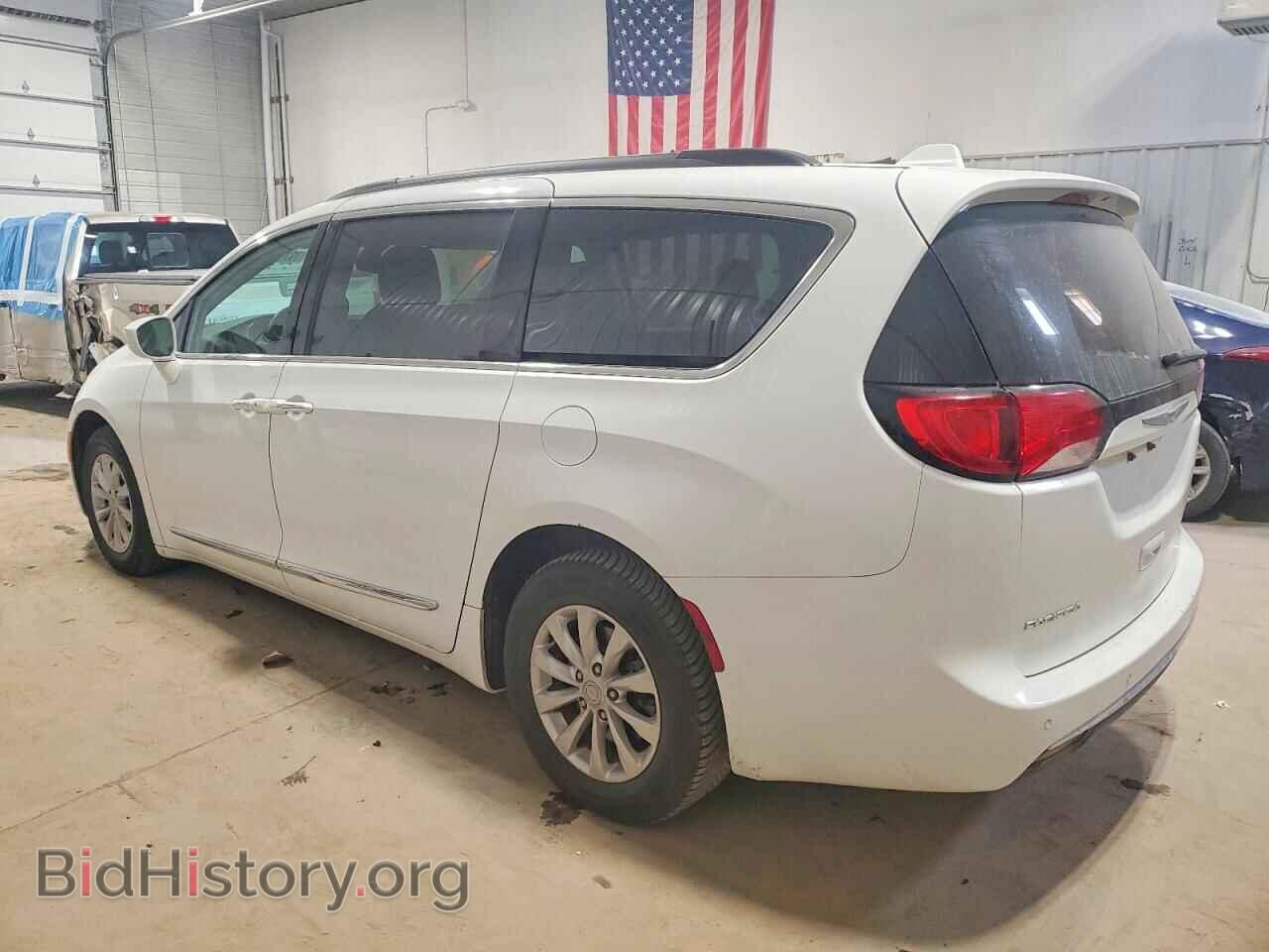 2017 CHRYSLER PACIFICA - VIN: 2C4RC1BG7HR683427 - Фото 2