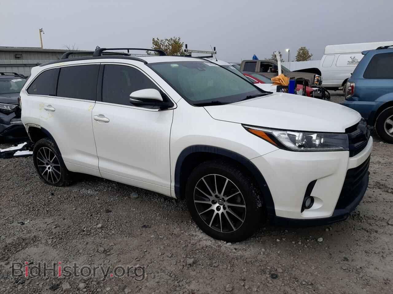 2017 TOYOTA HIGHLANDER - VIN: 5TDKZRFH9HS197310 - Фото 4