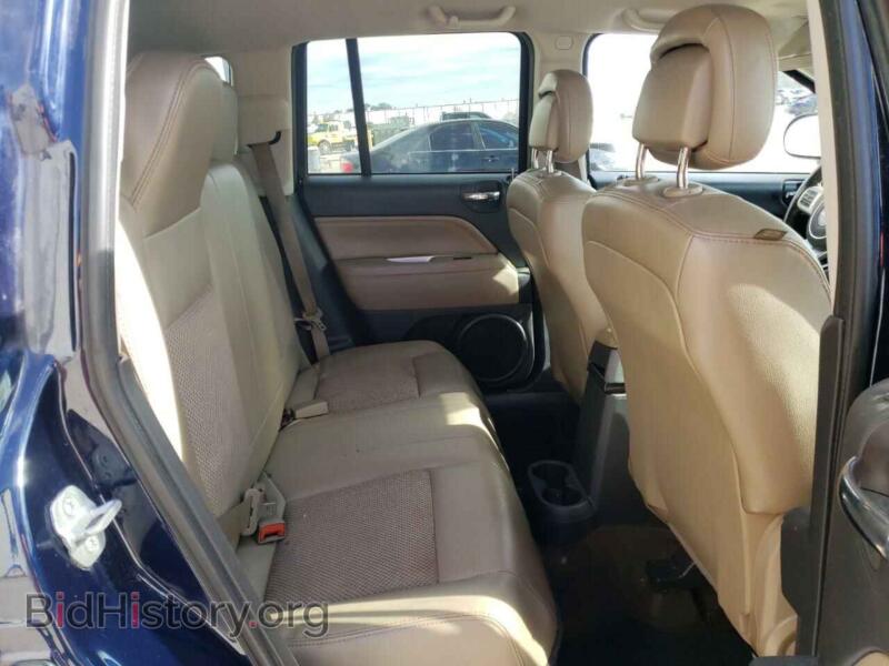 2014 Jeep COMPASS (VIN 1C4NJCEBXED660111) — photo 11 of 13