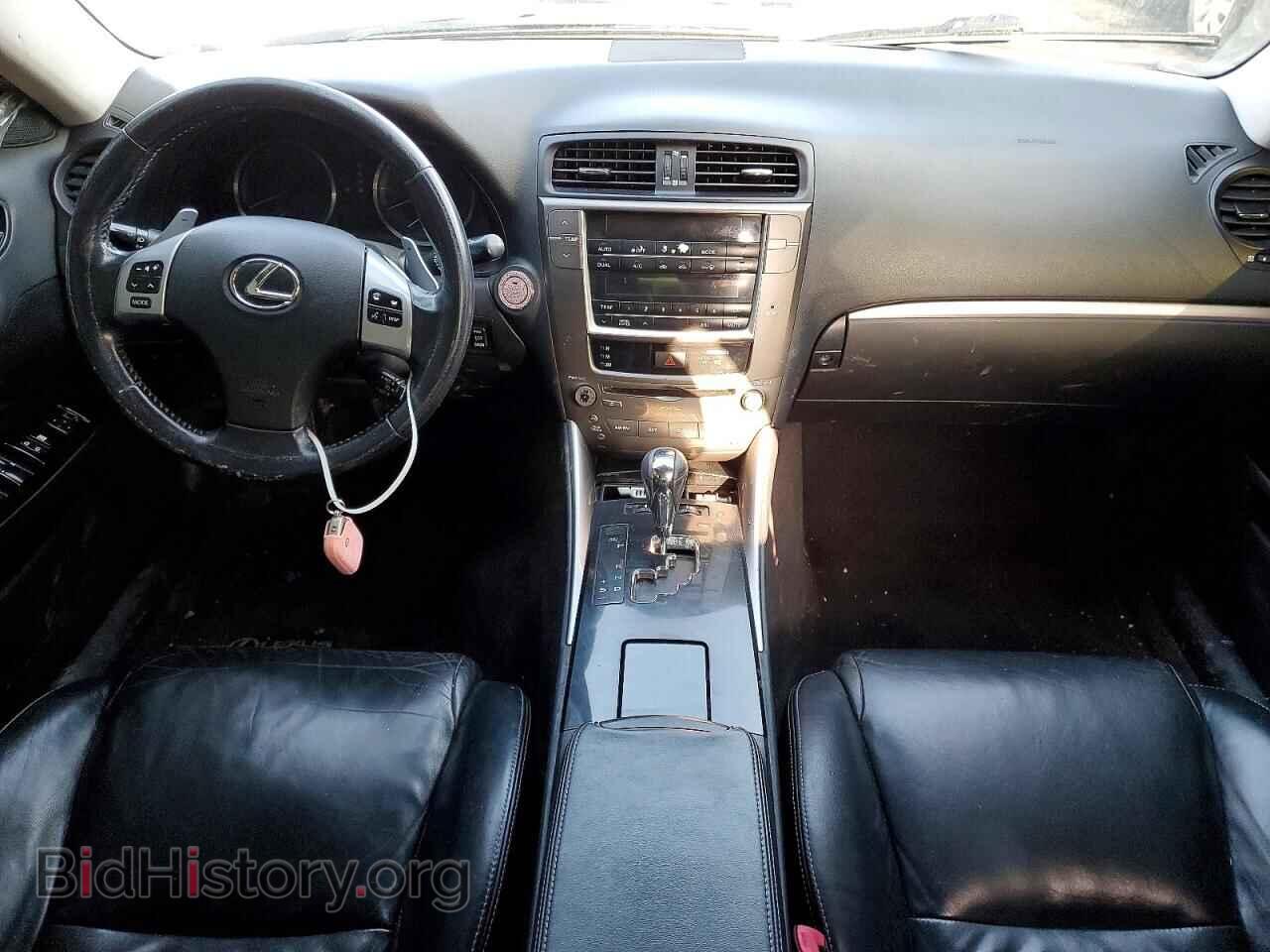 2011 LEXUS IS - VIN: JTHCF5C28B5046962 - Photo 8
