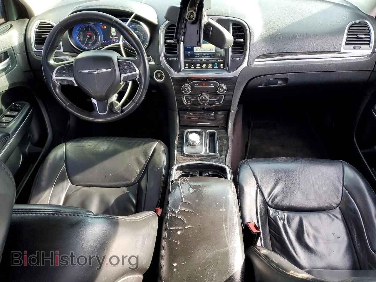 2016 CHRYSLER 300 - VIN: 2C3CCAAG7GH268429 - Фото 8