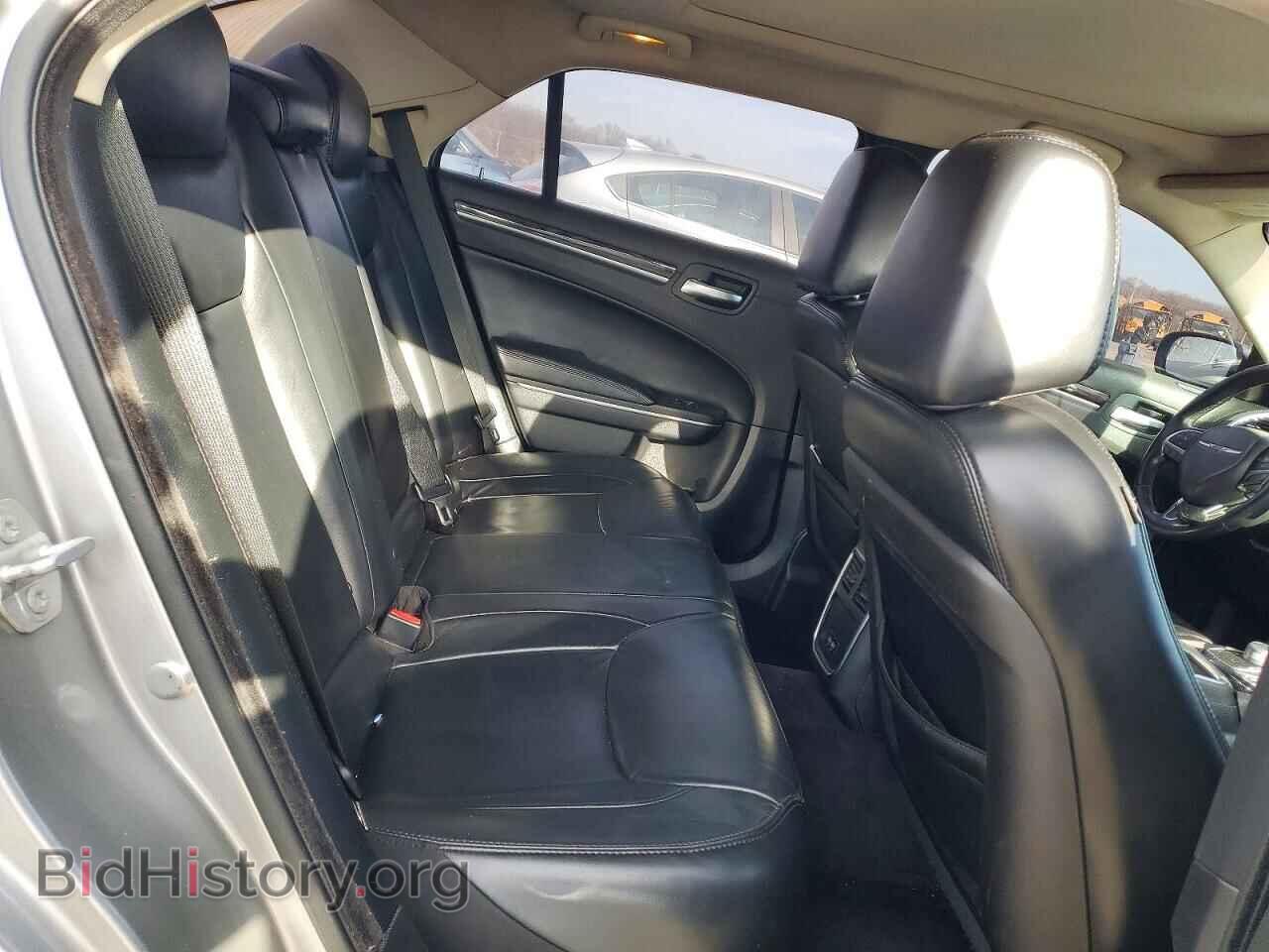 2016 CHRYSLER 300 - VIN: 2C3CCAAG7GH268429 - Фото 10