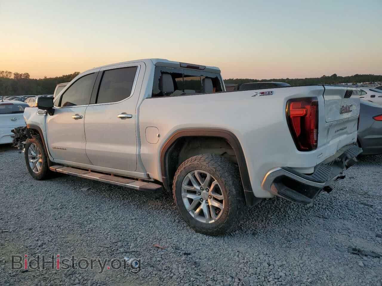 2021 GMC SIERRA - VIN: 1GTU9DED1MZ261620 - Фото 2