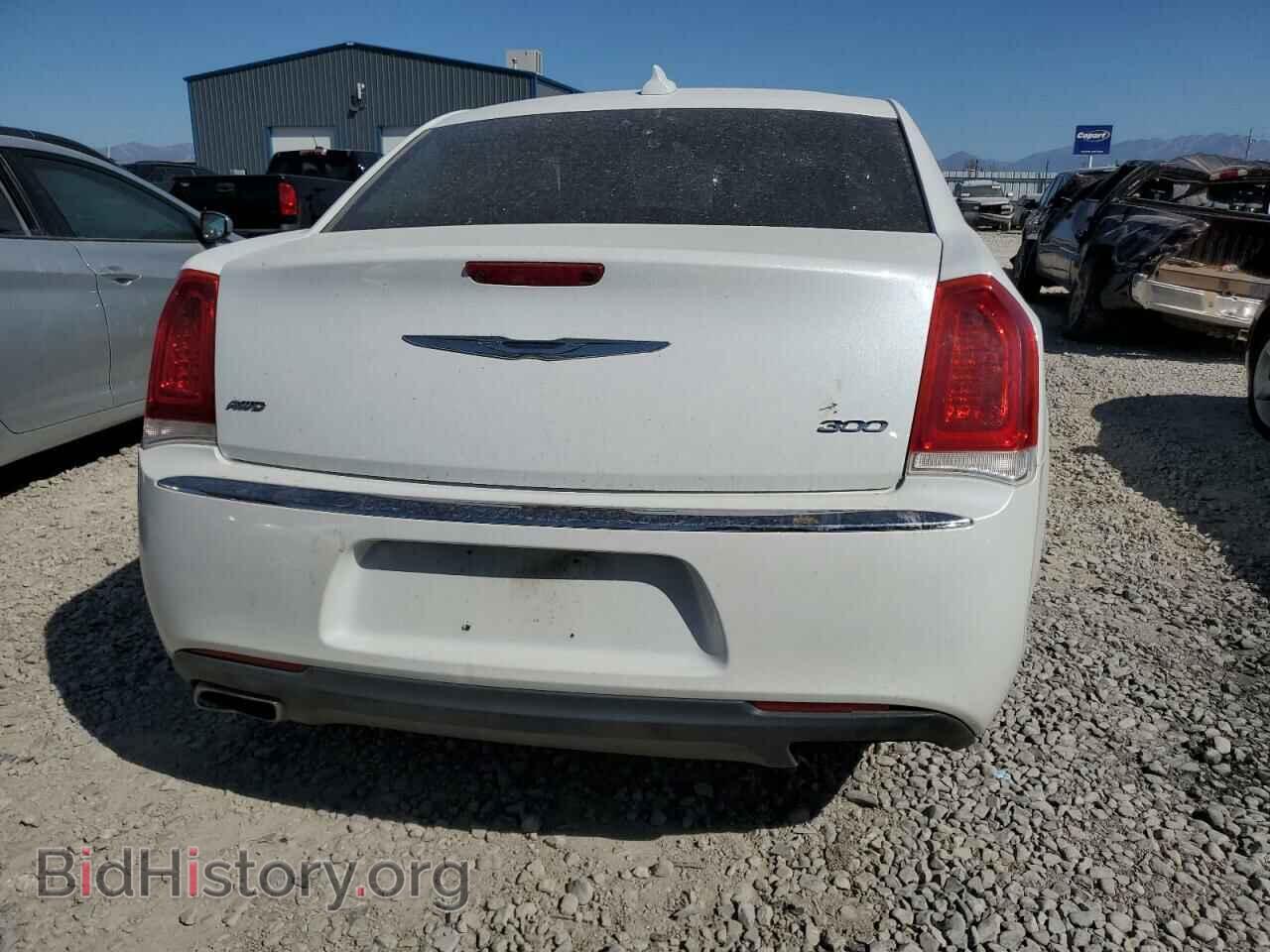 2016 CHRYSLER 300 - VIN: 2C3CCARG0GH253419 - Фото 6
