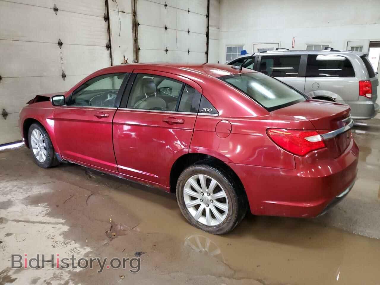 2011 CHRYSLER 200 - VIN: 1C3BC1FBXBN600615 - Фото 2