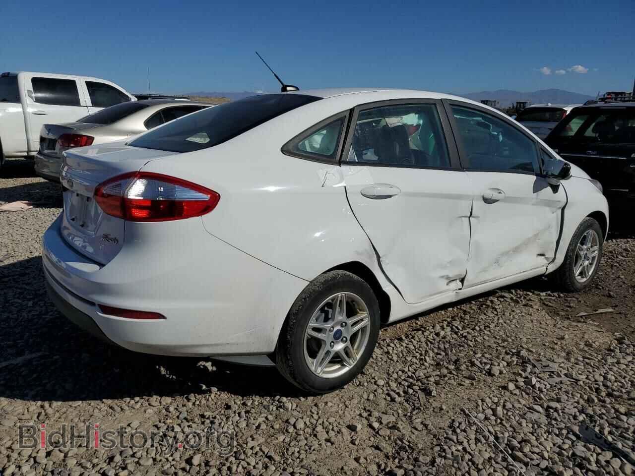 2017 FORD FIESTA - VIN: 3FADP4BJ4HM168524 - Фото 3