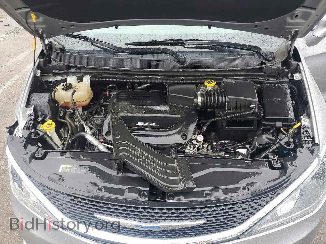 2018 CHRYSLER PACIFICA - VIN: 2C4RC1FG9JR294062 - Photo 12