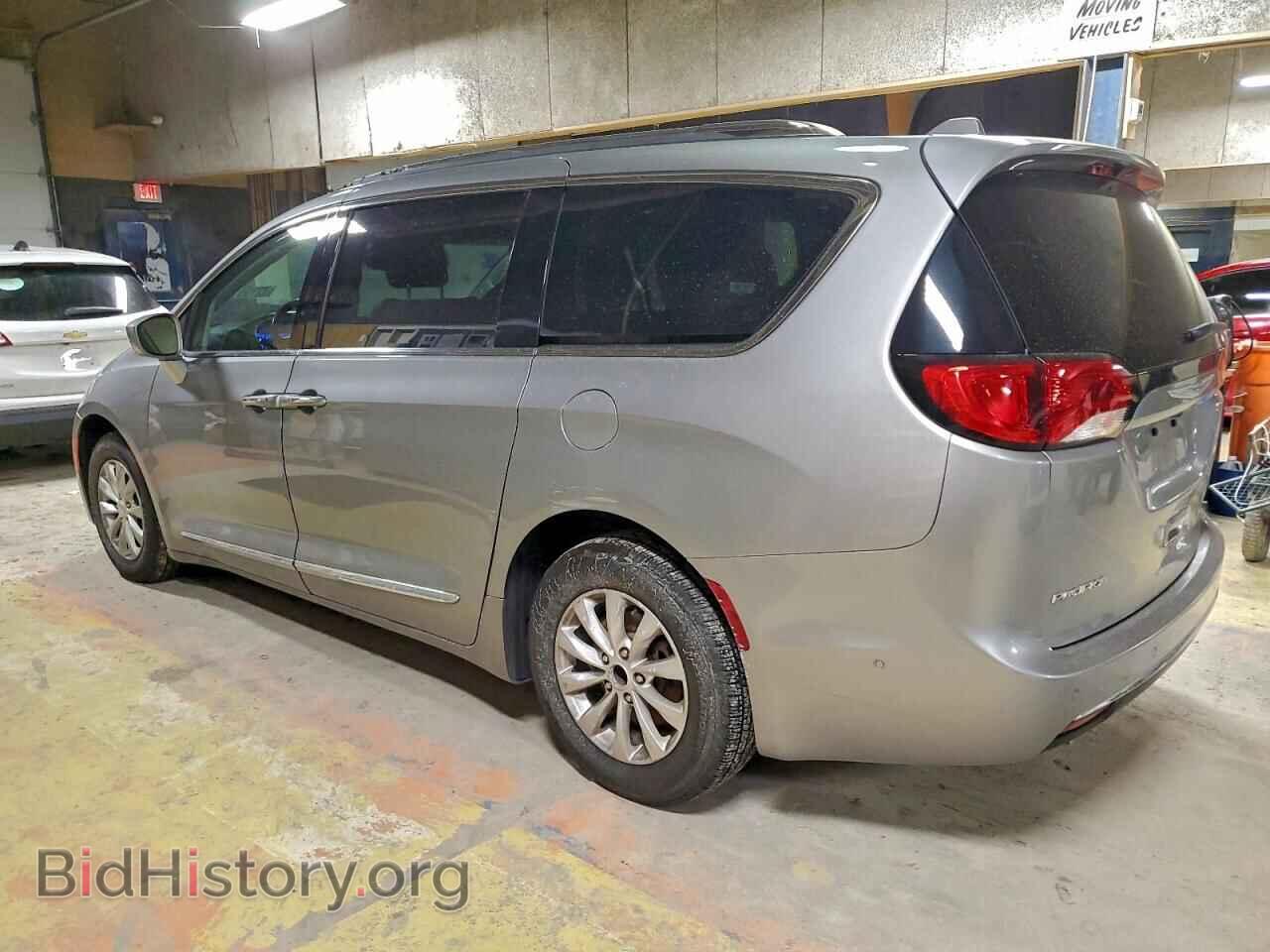 2018 CHRYSLER PACIFICA - VIN: 2C4RC1BG1JR216848 - Фото 2