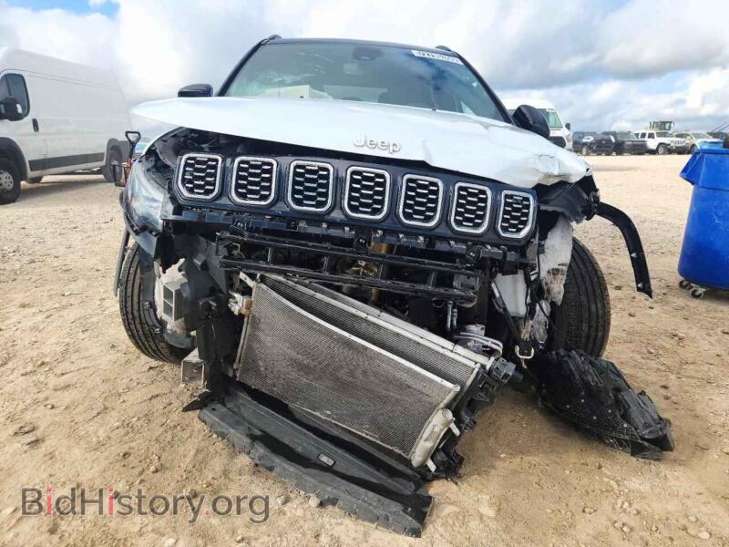 2025 Jeep COMPASS (VIN 3C4NJDCN9ST580419) — photo 5 of 13