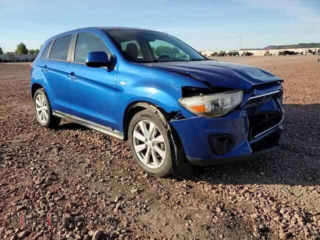 2015 Mitsubishi OUTLANDER (VIN 4A4AP3AUXFE007268) — фото 15 из 16