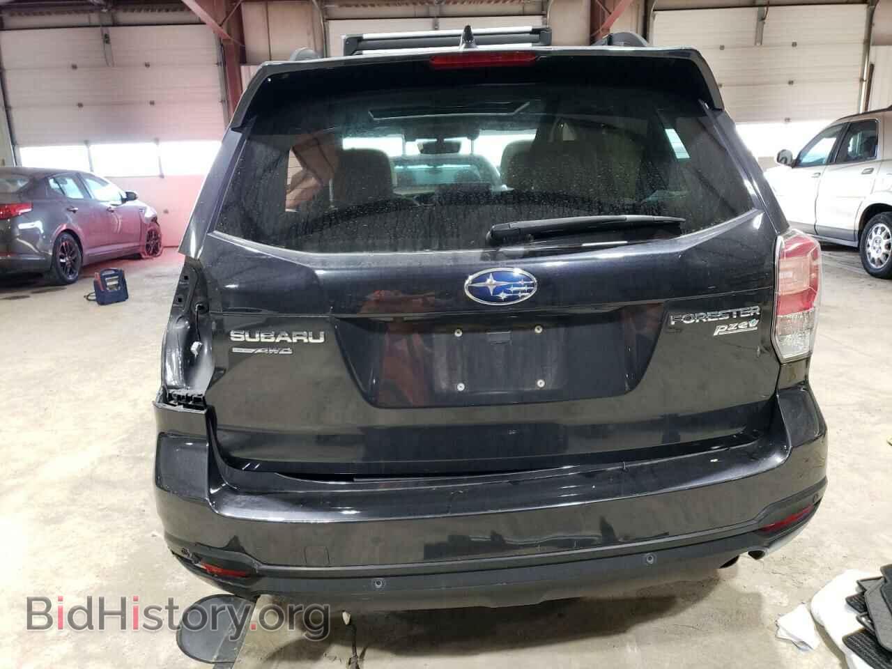 2017 SUBARU FORESTER - VIN: JF2SJARC2HH462910 - Фото 6