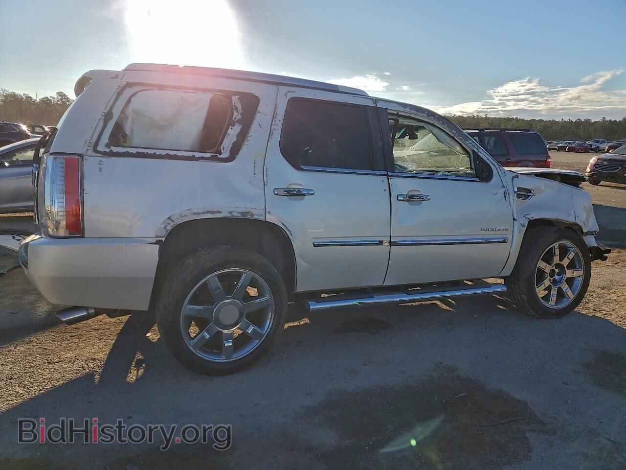 2011 CADILLAC ESCALADE - VIN: 1GYS4BEFXBR162605 - Фото 3