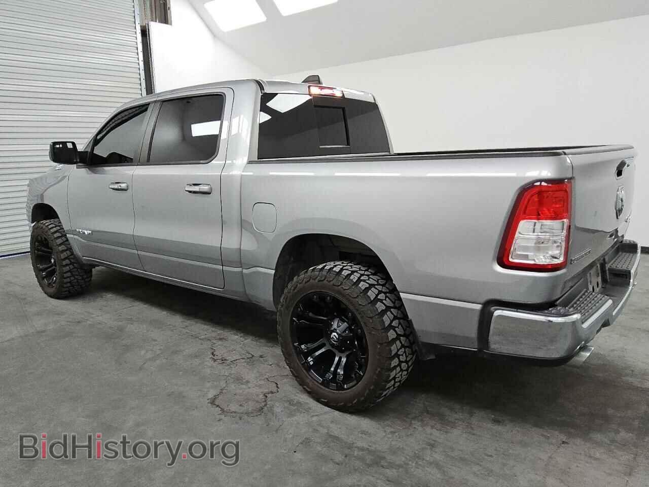 2020 RAM 1500 - VIN: 1C6SRFFT3LN164683 - Фото 2