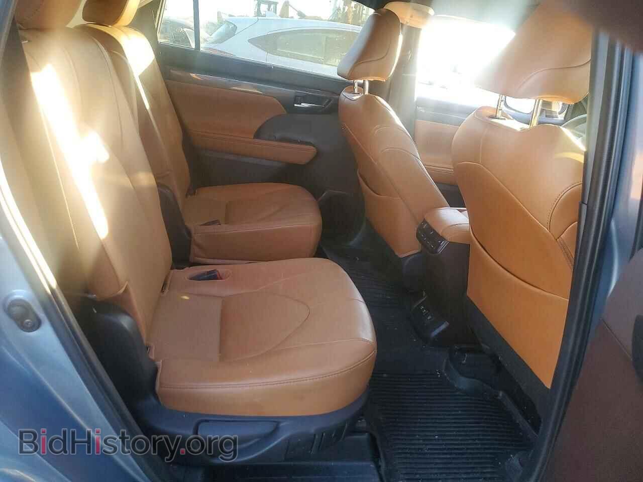2021 TOYOTA HIGHLANDER - VIN: 5TDFZRBH2MS145244 - Фото 11