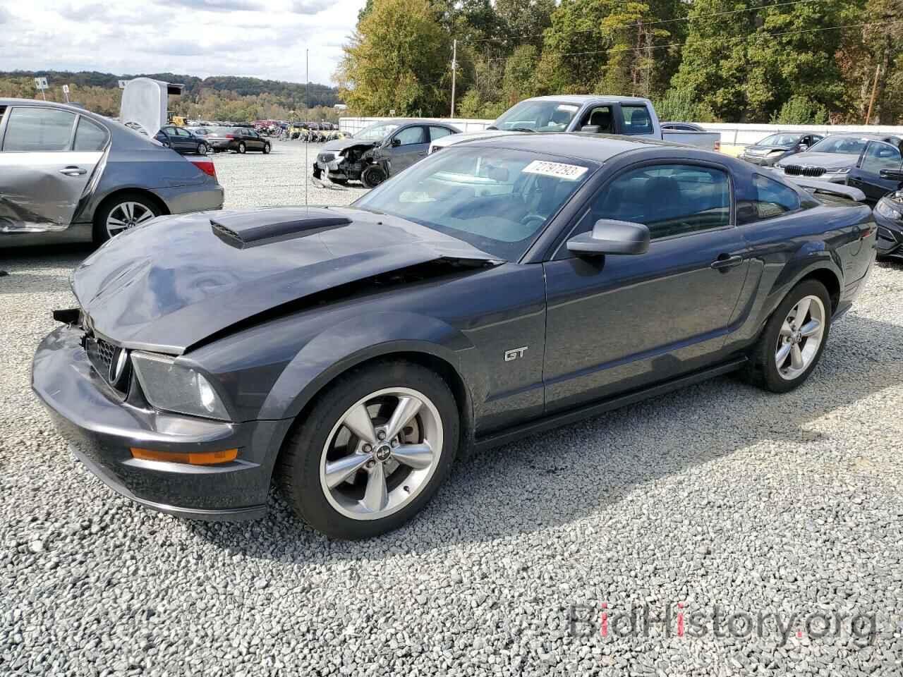 Photo 1ZVHT82H785149643 - FORD MUSTANG 2008