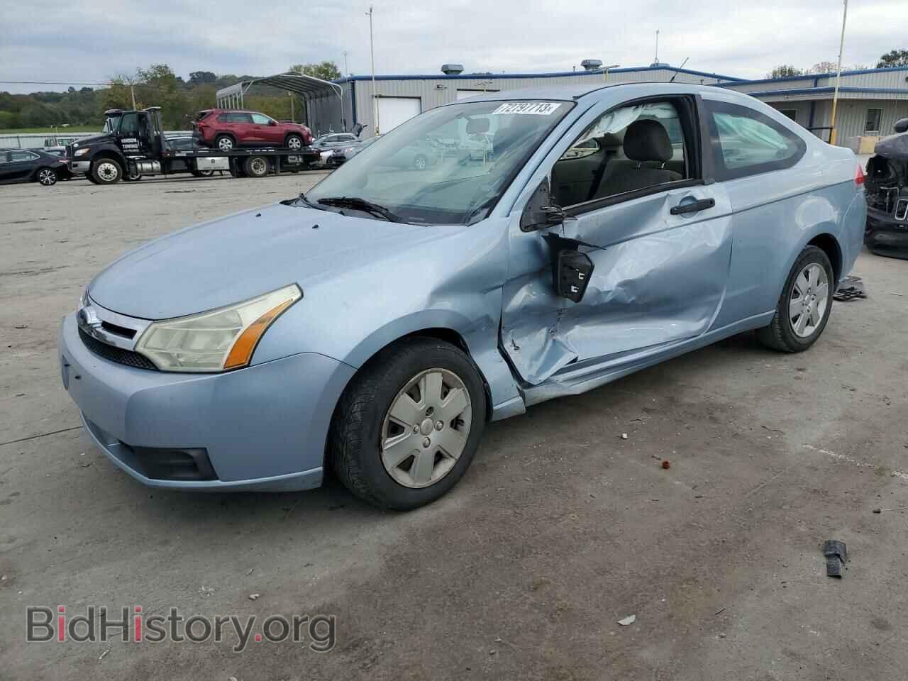 Photo 1FAHP32N98W192669 - FORD FOCUS 2008