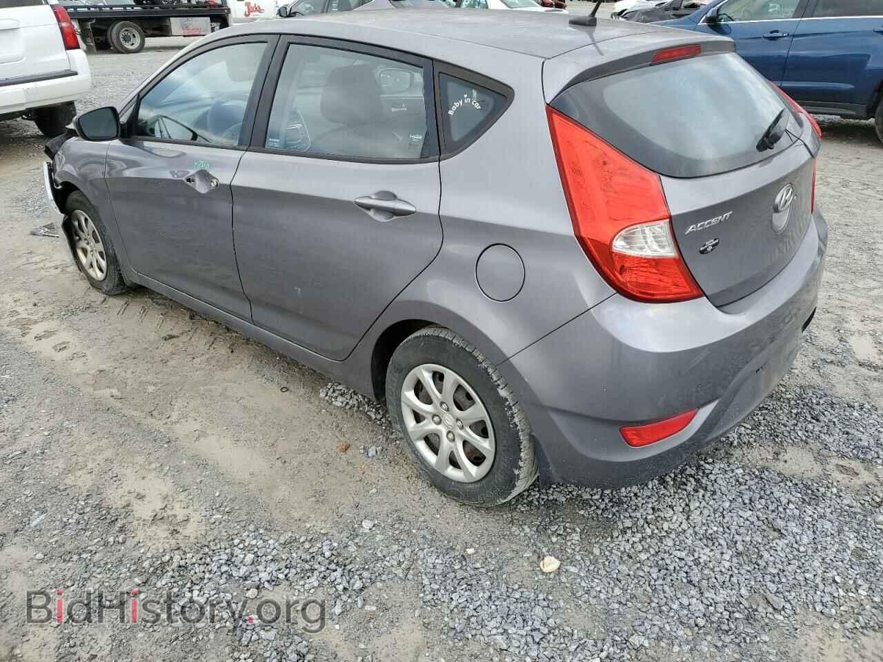 2013 HYUNDAI ACCENT - VIN: KMHCT5AE9DU123639 - Фото 2