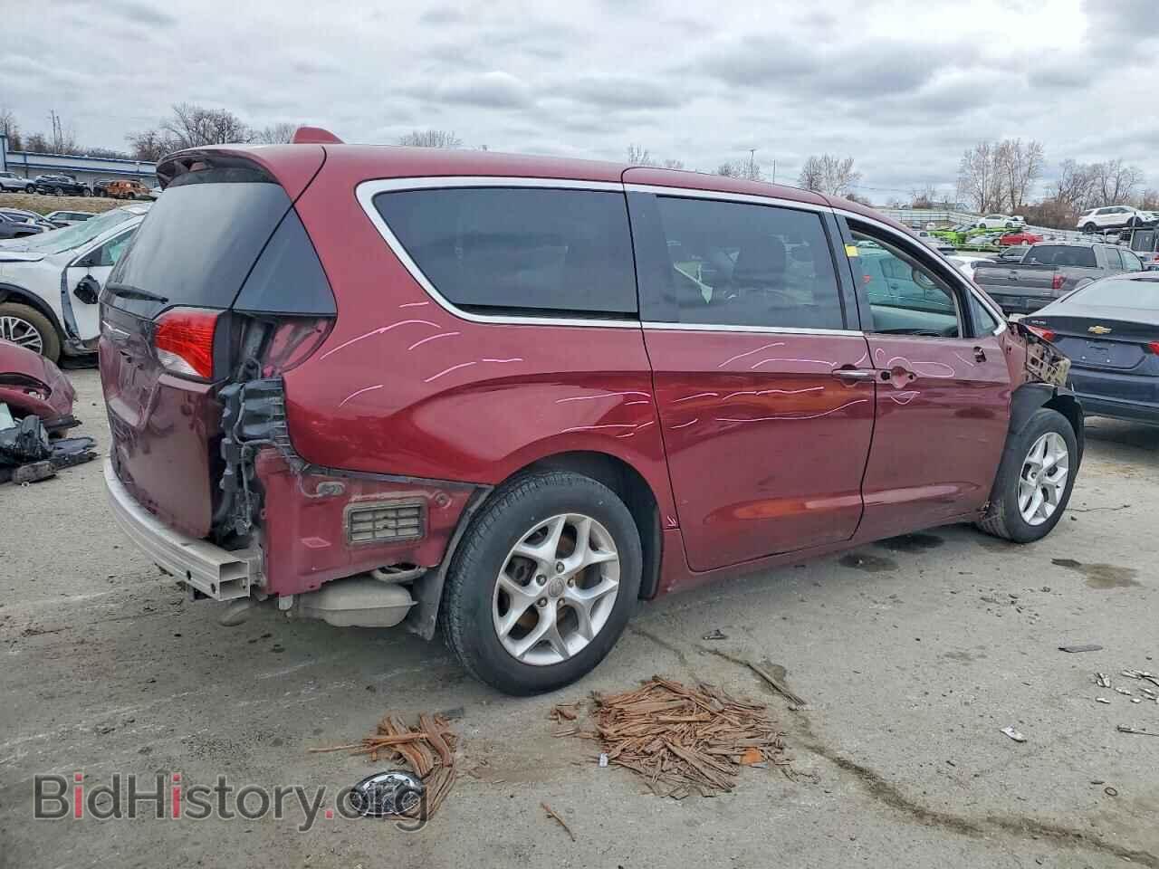 2017 CHRYSLER PACIFICA - VIN: 2C4RC1BG9HR785263 - Фото 3