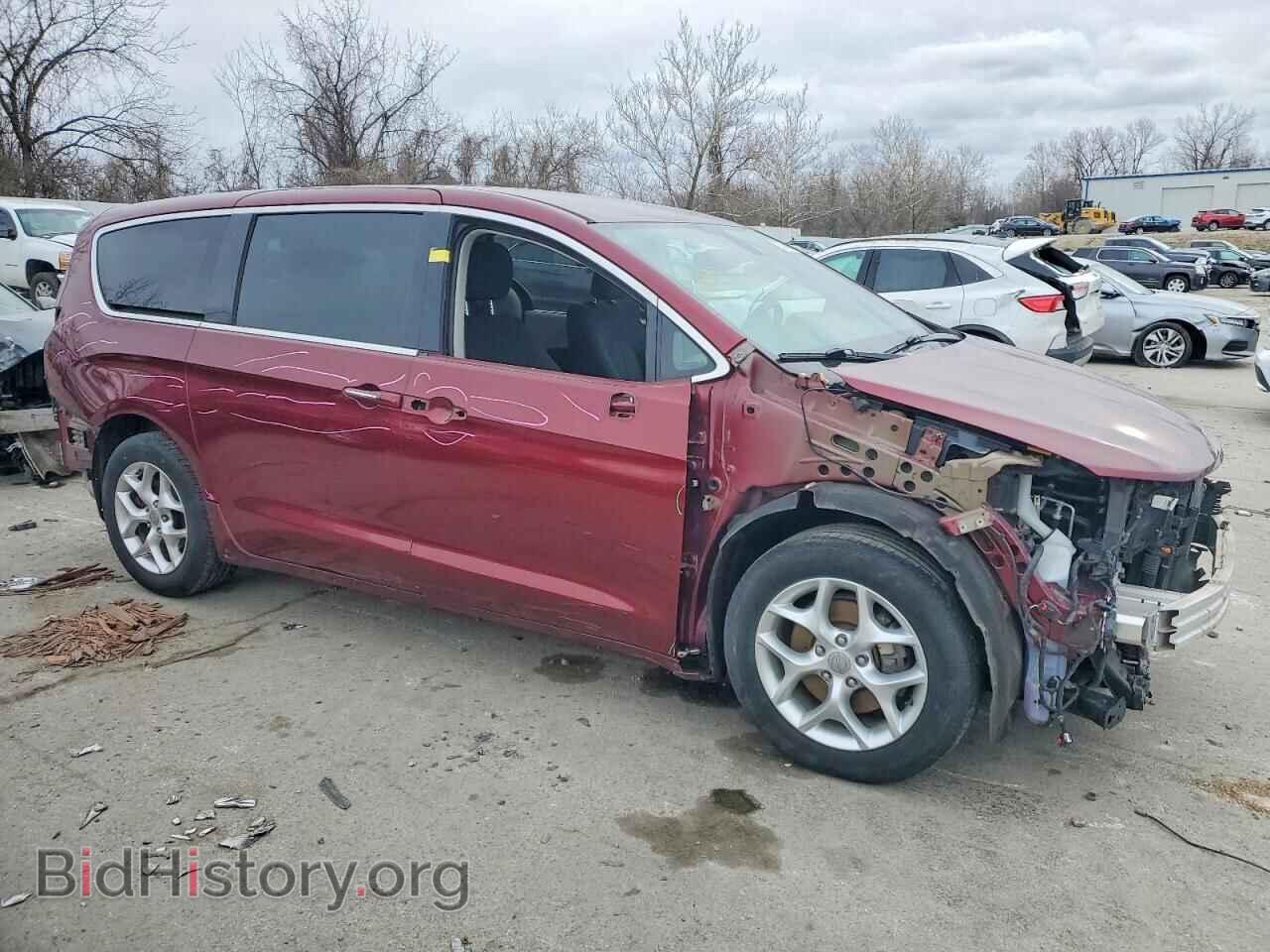2017 CHRYSLER PACIFICA - VIN: 2C4RC1BG9HR785263 - Фото 4