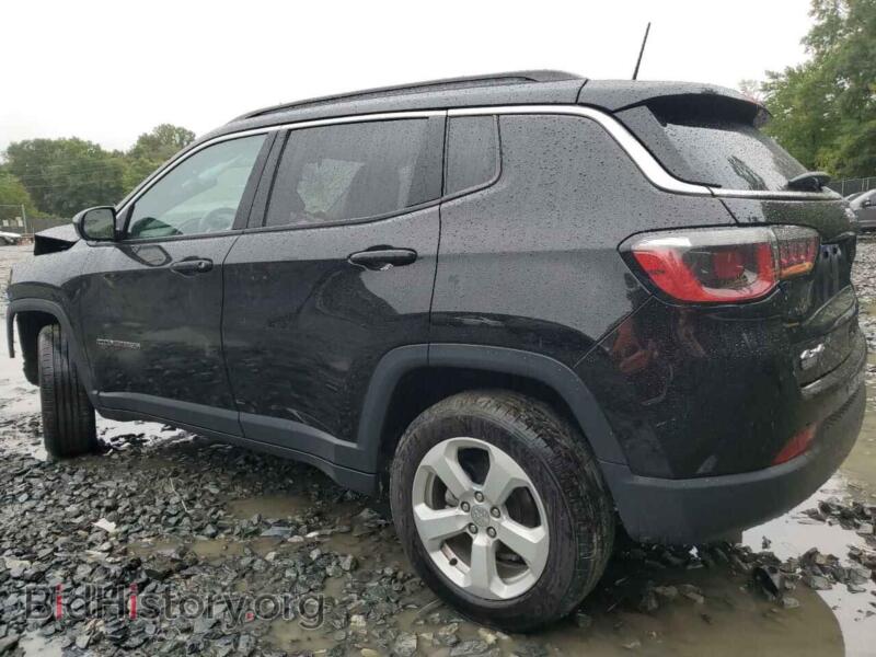 2020 Jeep COMPASS (VIN 3C4NJDBB1LT143944) — фото 2 из 13