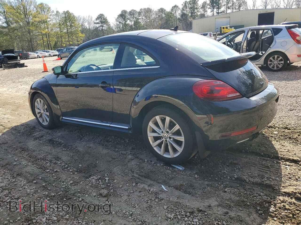 2018 VOLKSWAGEN BEETLE - VIN: 3VWJD7AT1JM711129 - Фото 2