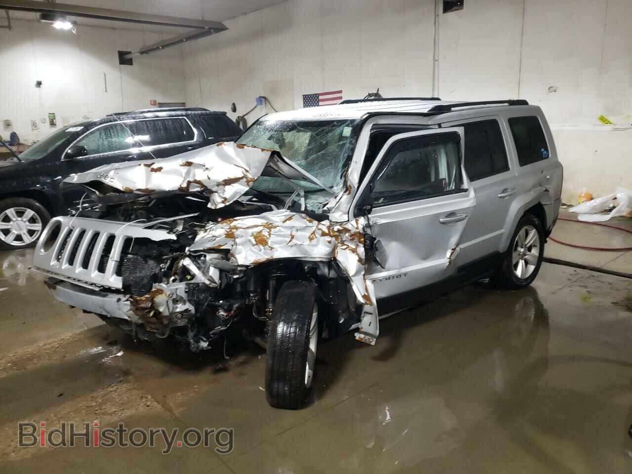 Фотография 1J4NF1GBXBD277388 - JEEP PATRIOT 2011