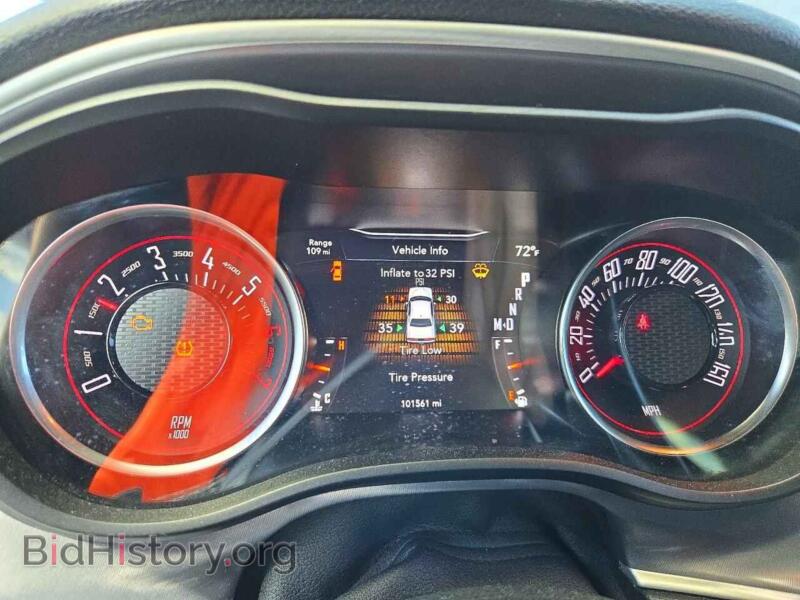 2020 Dodge CHALLENGER (VIN 2C3CDZBT1LH118866) — photo 9 of 14