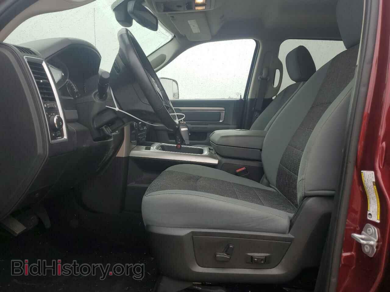 2018 RAM All Models - VIN: 3C6UR5DL4JG411754 - Photo 7