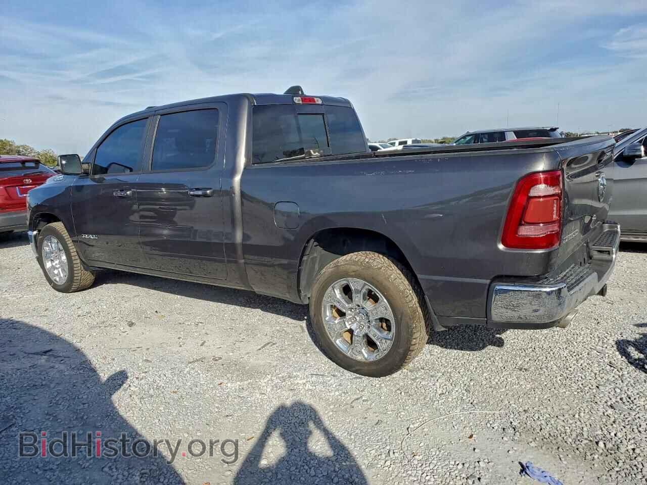 2020 RAM 1500 - VIN: 1C6SRFMT0LN342262 - Фото 2