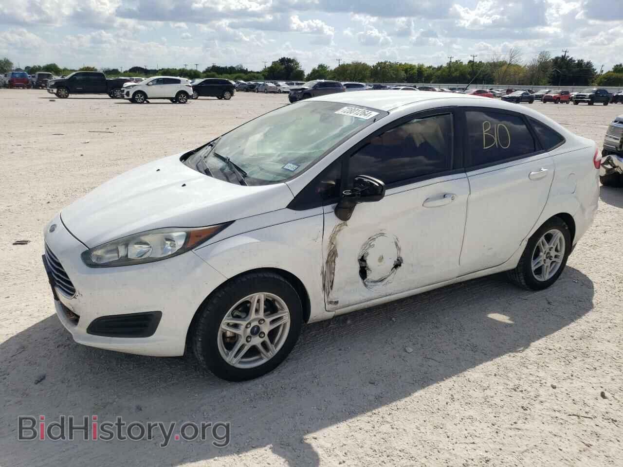 Photo 3FADP4BJ2JM120123 - FORD FIESTA 2018
