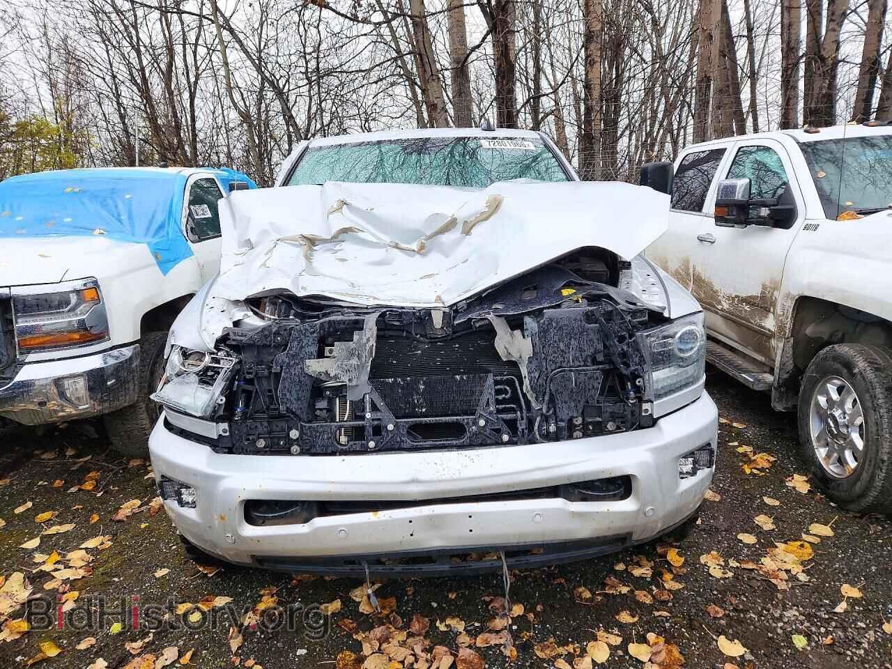 2018 RAM 2500 - VIN: 3C6UR5FJ0JG260584 - Photo 5