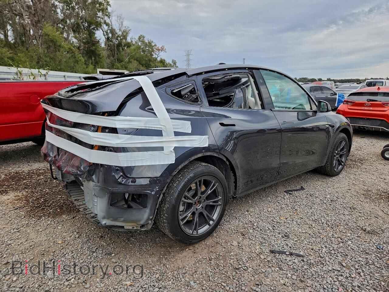 2025 TESLA MODEL Y - VIN: 7SAYGDED2SF228221 - Фото 3