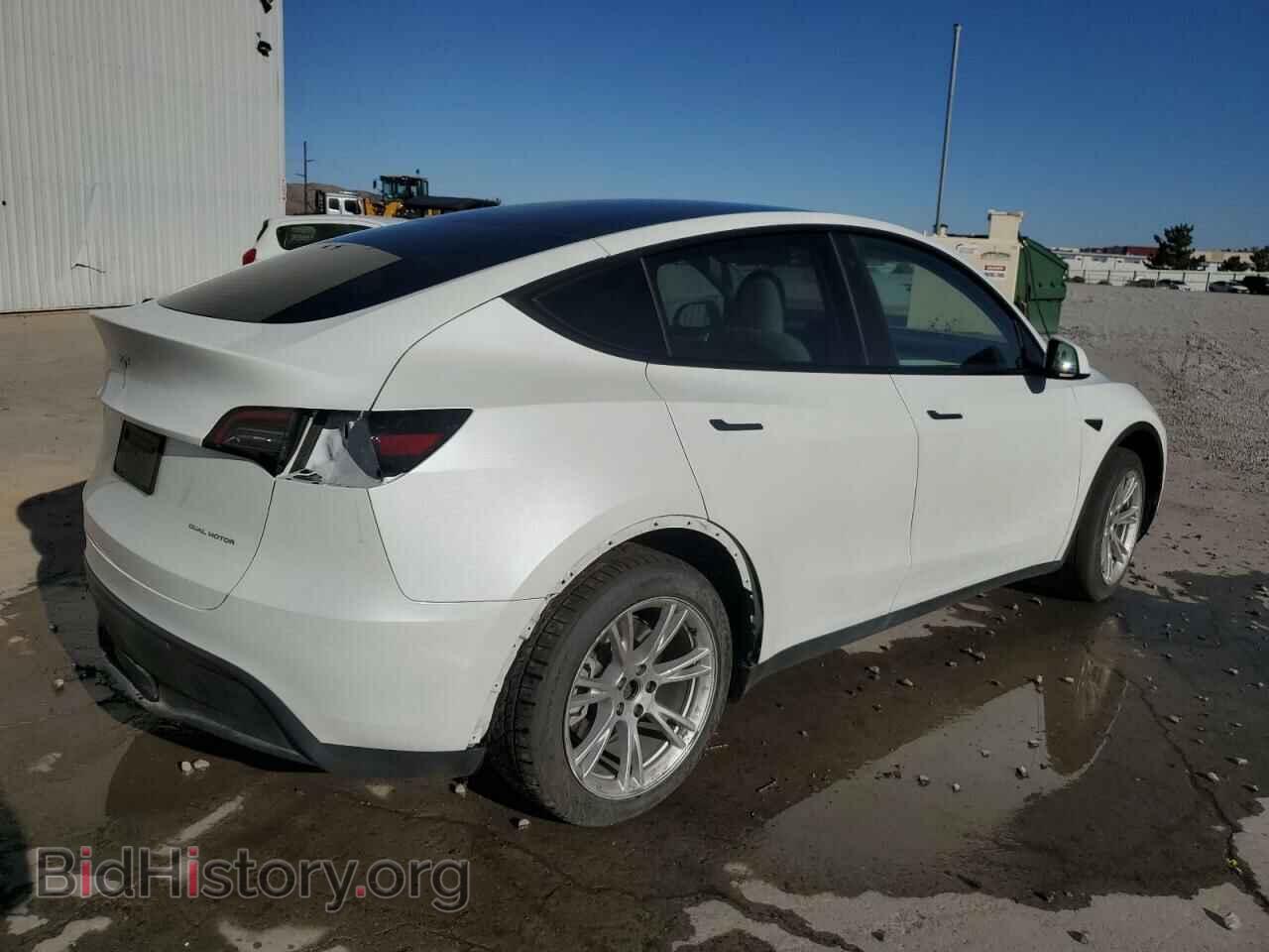 2023 TESLA MODEL Y - VIN: 7SAYGDEE2PF711689 - Фото 3