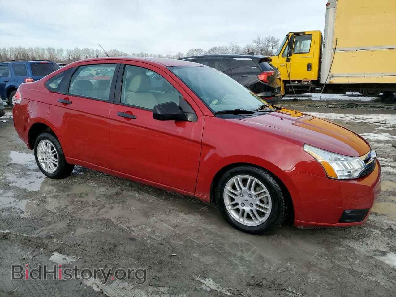 2011 FORD FOCUS - VIN: 1FAHP3FN8BW197122 - Фото 4