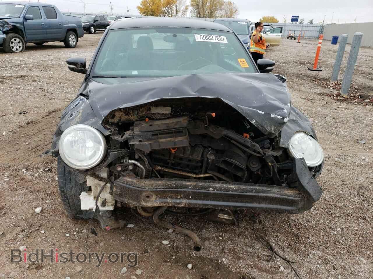 2012 VOLKSWAGEN BEETLE - VIN: 3VWJP7AT7CM653330 - Фото 5