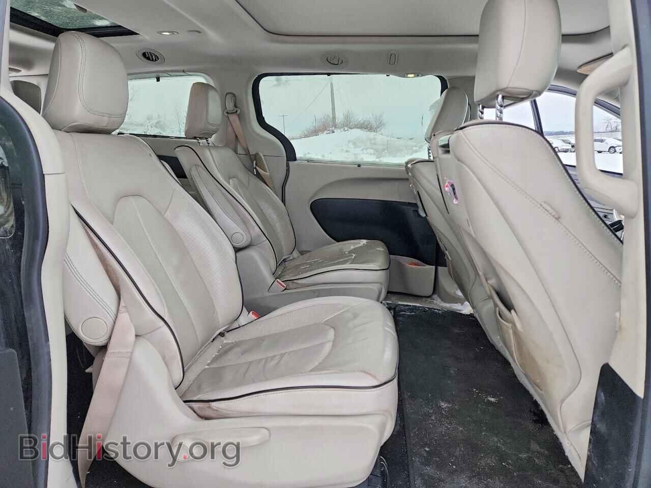 2017 CHRYSLER PACIFICA - VIN: 2C4RC1N7XHR739923 - Фото 11