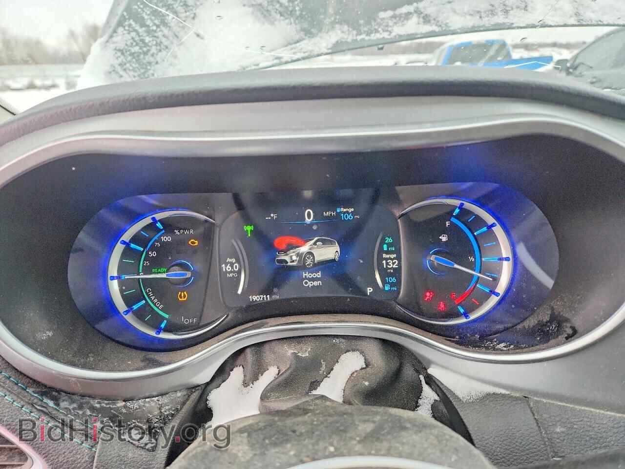 2017 CHRYSLER PACIFICA - VIN: 2C4RC1N7XHR739923 - Фото 9